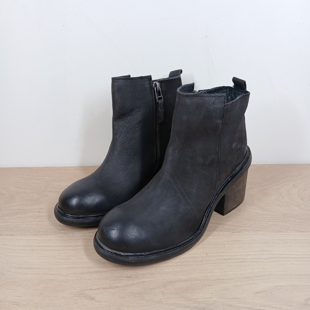 Silence+noise Ankle Boots Women 6 Black Leather Block Heel Zip Round Toe Booties